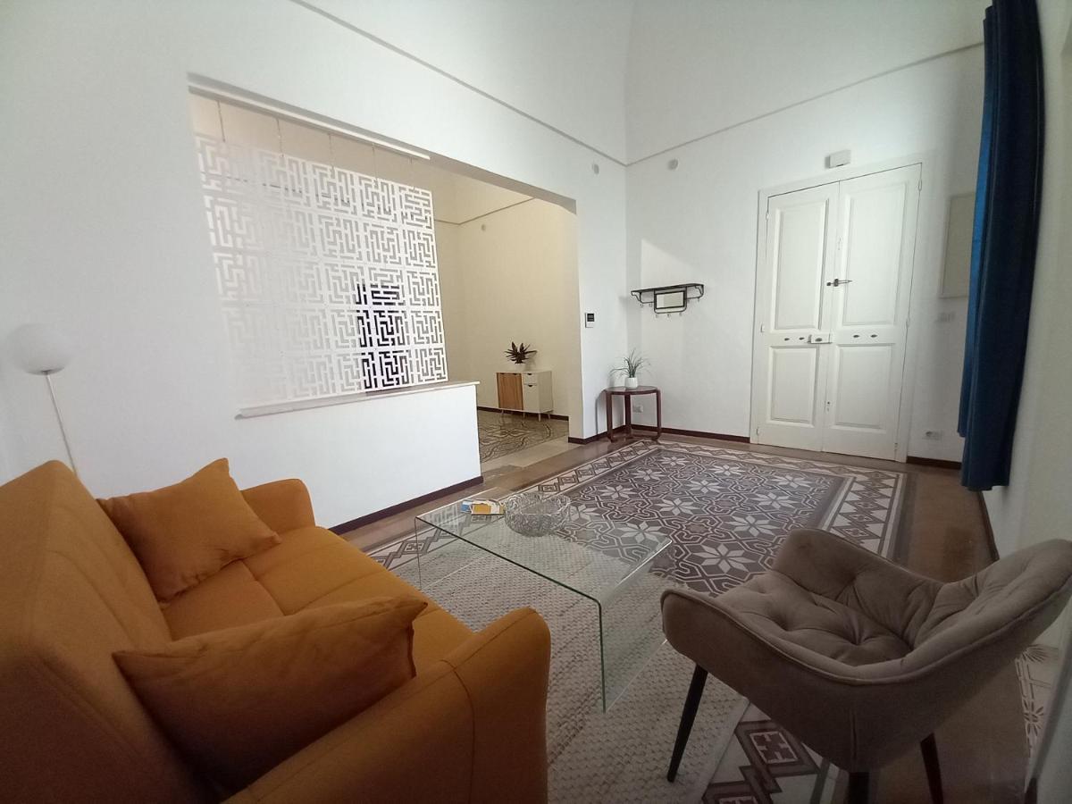 Liberty Apartment 加拉托内 外观 照片